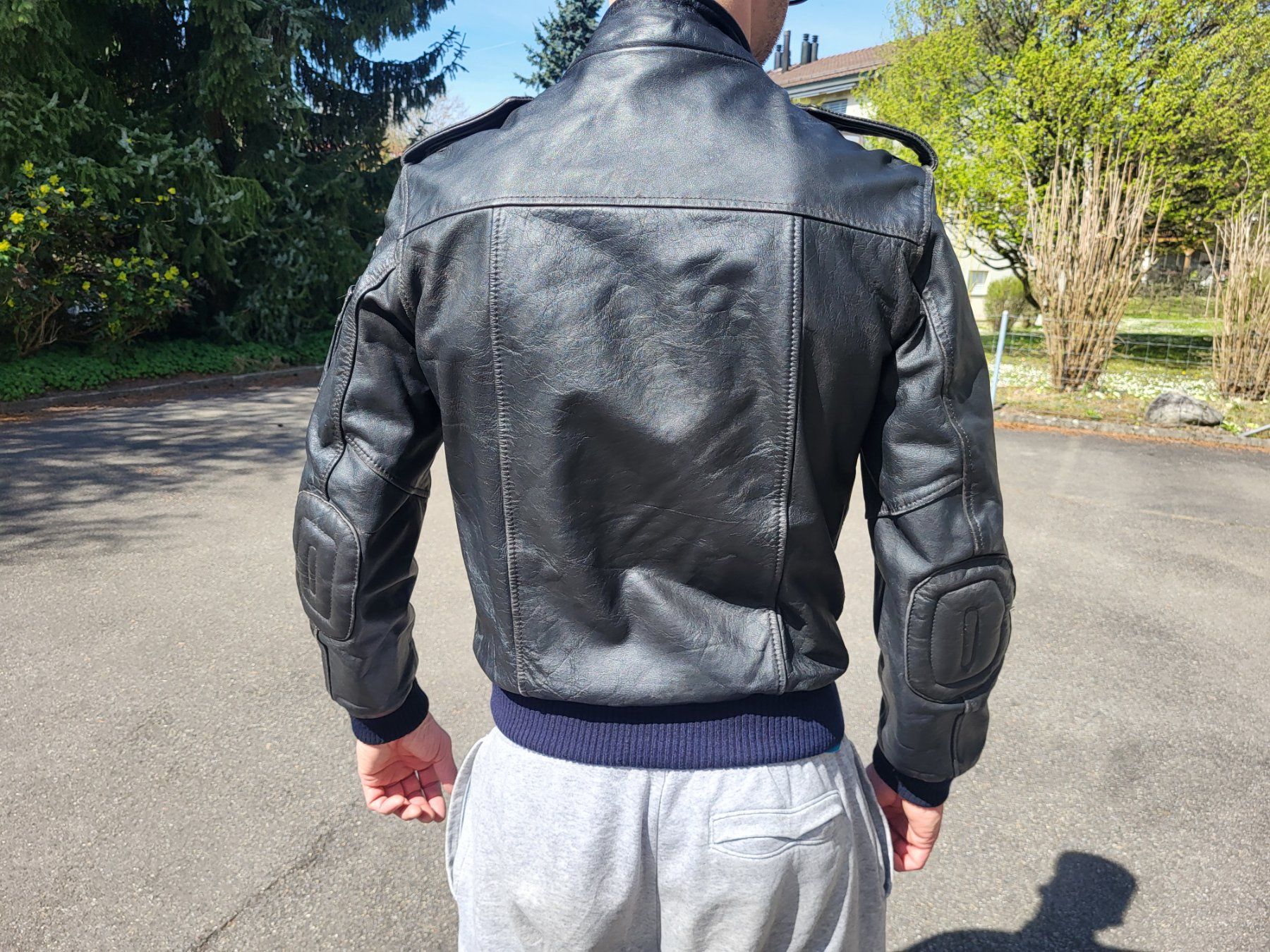 Giacche: Leather Jacket IXS Size 46 – Usato da Wallisellen venduto da ire_z2yn 1
