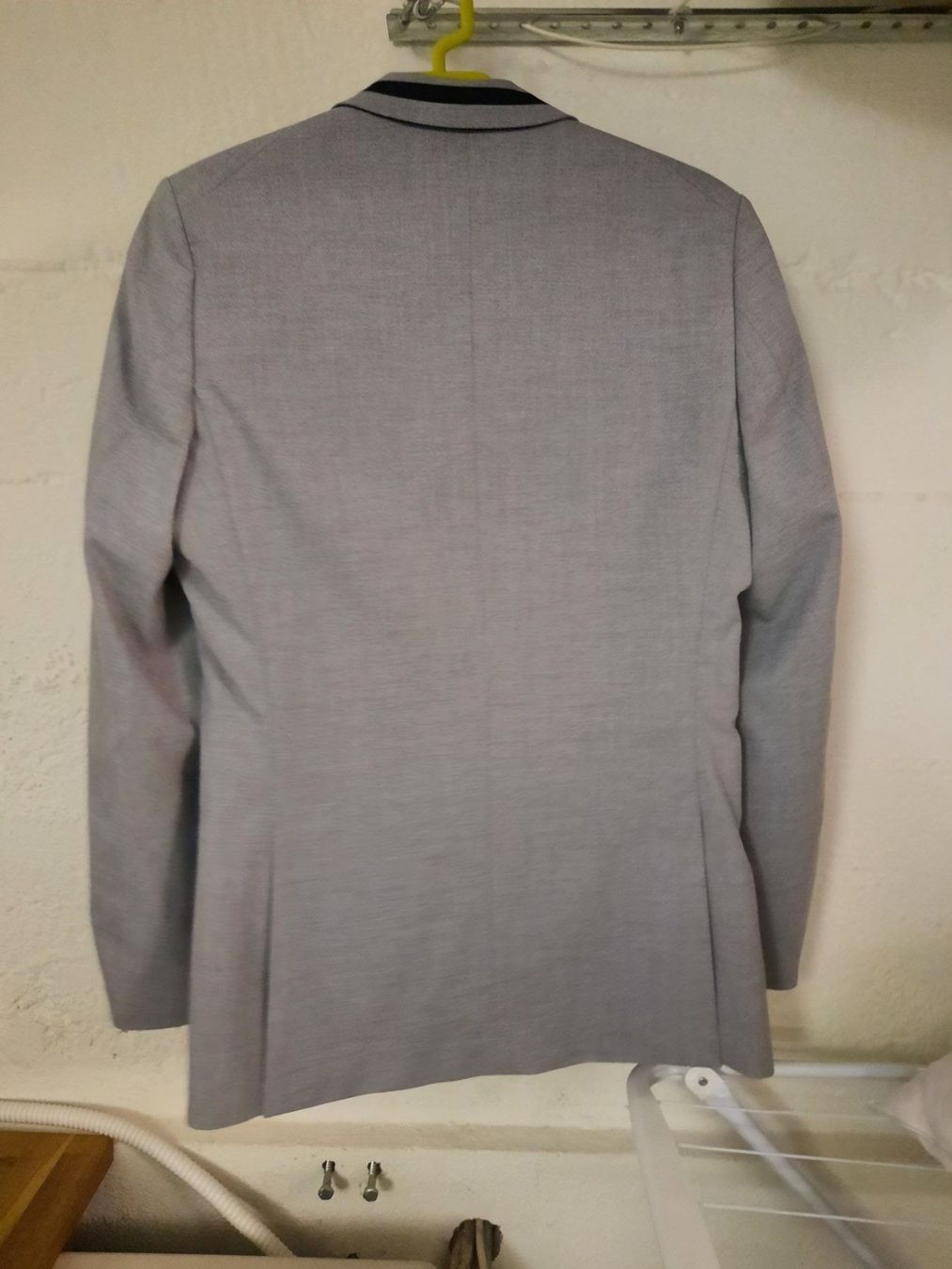 C&A Completi: grauer Anzug Slim Fit – Usato da Niederglatt ZH venduto da Bobsli 2