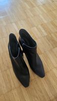 Alexander McQueen Leder Stiefeletten Gr. 38.5