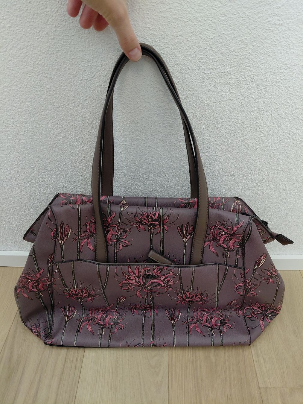 Gabor Sacs femmes: Gabor Tasche mit Blumenmuster lila braun – Neuf (Voir description) à Heimberg par noe_8prc