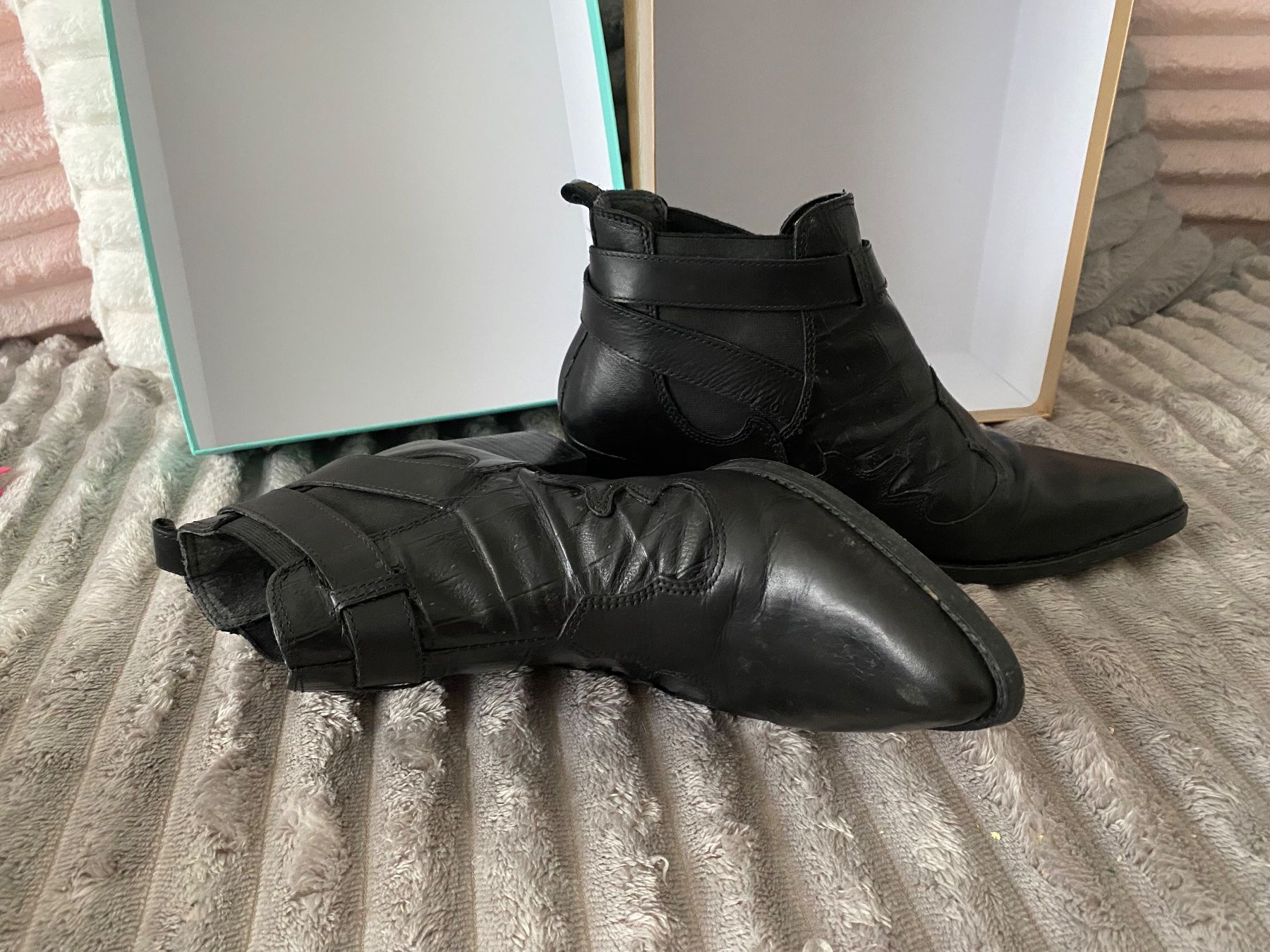 Scarpe da donna: Stiefeletten Schwarz Grösse 40. Leder – Usato da Zürich venduto da vreni1973 1