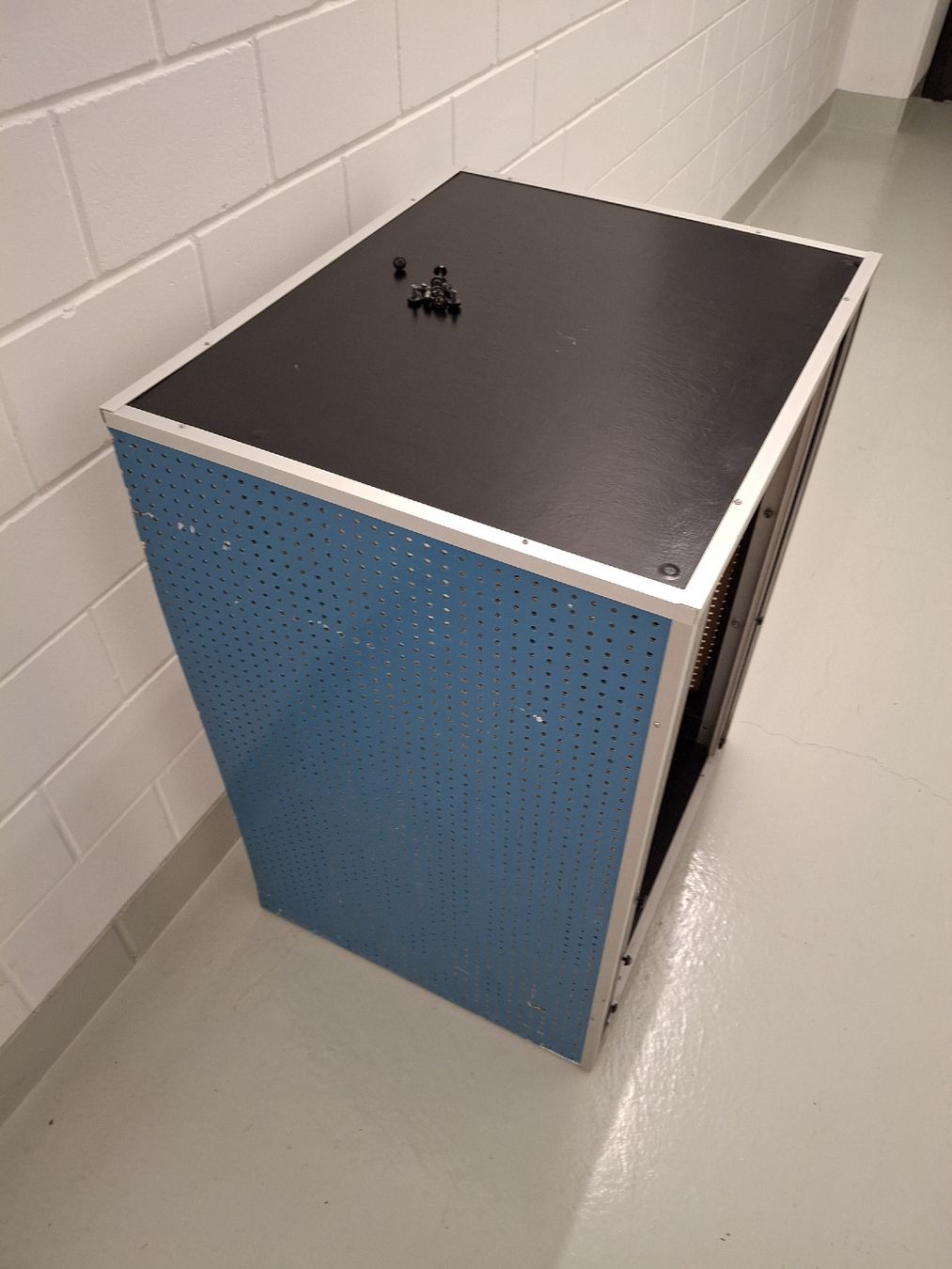 Strumenti musicali: 19 Zoll Rack Studio Equipment 19" Eigenbau – Usato da Altikon venduto da willtell 3