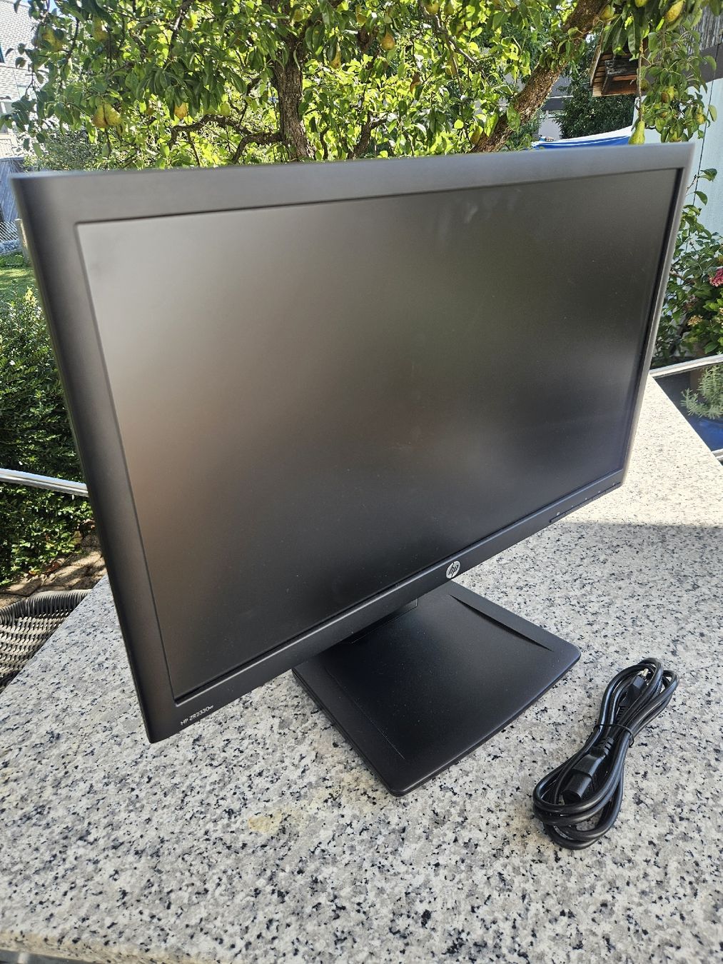 Hewlett Packard PCs: HP Bildschirm – Gebraucht aus Bellach von mas_hqw8