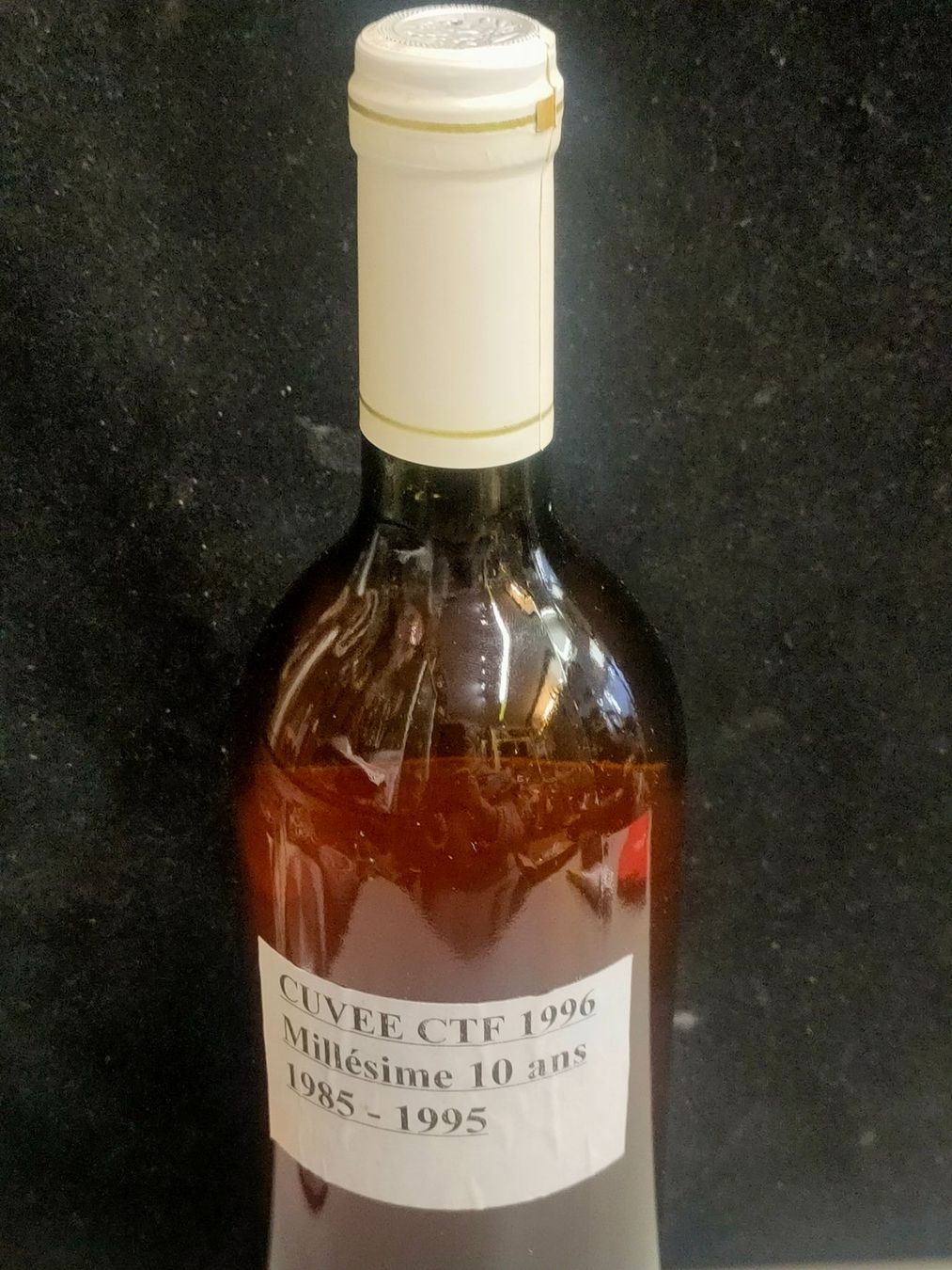 Vino: LA TOUR PRESSY PINOT NOIR 1995 – Nuovo e nell'imballaggio originale da Genève venduto da Leboucheoreilles 2
