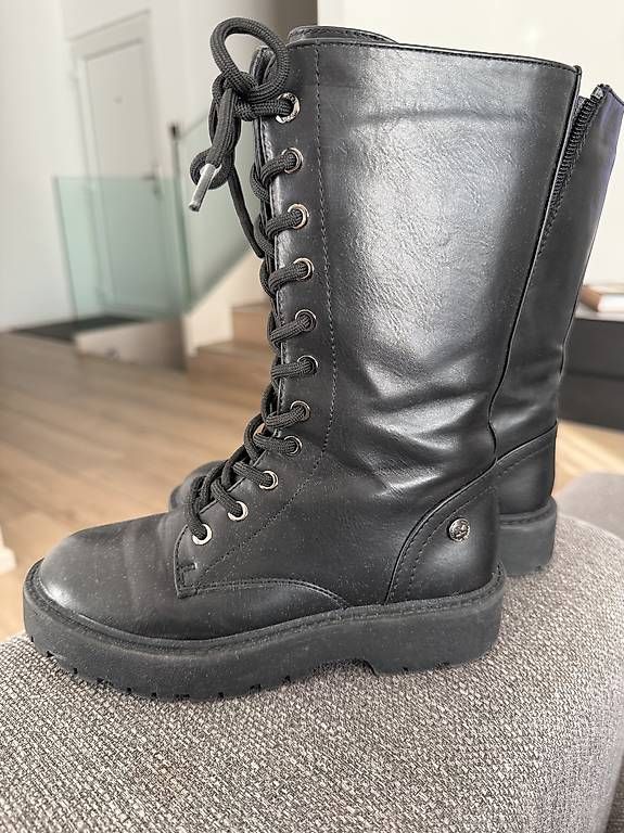 Scarpe per ragazze: Bottines pour filles taille 33 – Usato da Bussigny venduto da nan_nw9d