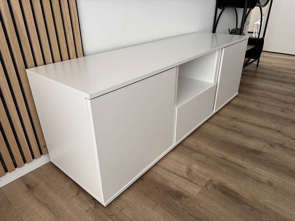 Mömax Meubles TV: TV Möbel – D'occasion à Altdorf UR par daf_8ckr 1