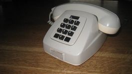 Tischtelefon Modell 70 mit Gebührenmelder