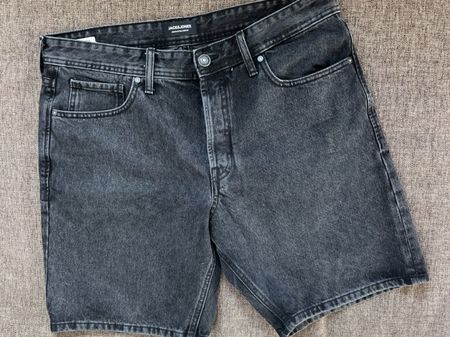 Jack & Jones Herren Jeansshorts Shorts, Gr. L, Top Zustand
