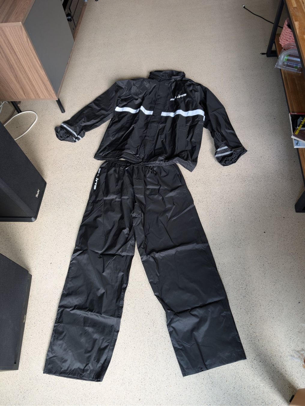 Lotti di vestiti: Motorradbekleidung Regenschutz S-LINE – Nuovo (secondo la descrizione) da Schlieren venduto da larapb 1