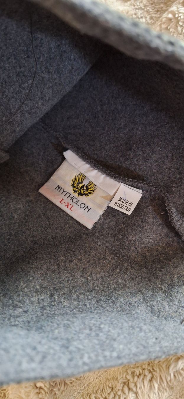 Costumi: Mittelalter Hut Kostüm – Usato da Wetzikon ZH venduto da NaWetzi 2