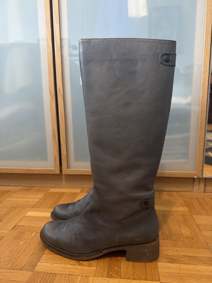Cyrillus Scarpe da donna: Bottes Cyrillus en cuir P39 – Usato da lausanne venduto da Bigmama777 1