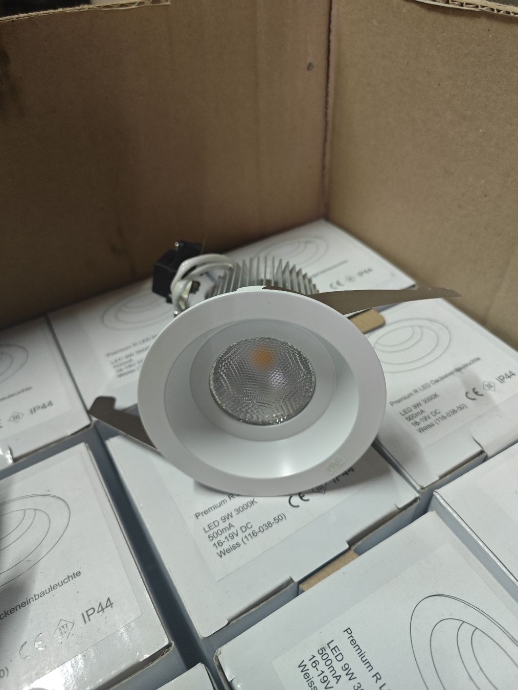 Lampen: 32x Einbau Spot  – Neu und originalverpackt aus Glattfelden von Uburkard 2