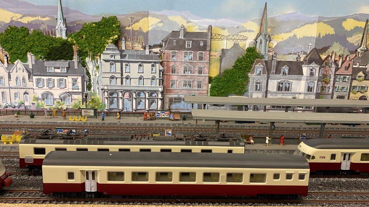 Lima Modellini di ferrovie: Lima 149812 Triebzug RAe TEE SBB H0 – Usato da Glattpark (Opfikon) venduto da anywaya23 6