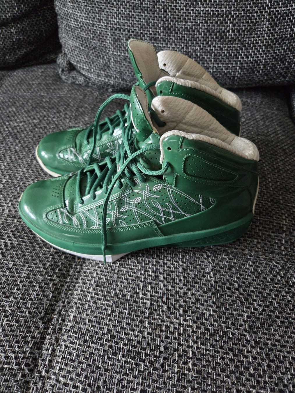 Jordan Scarpe da uomo: Jordan Icons "Celtics" EUR 44.5 – Nuovo (secondo la descrizione) da Steffisburg venduto da mbedb12