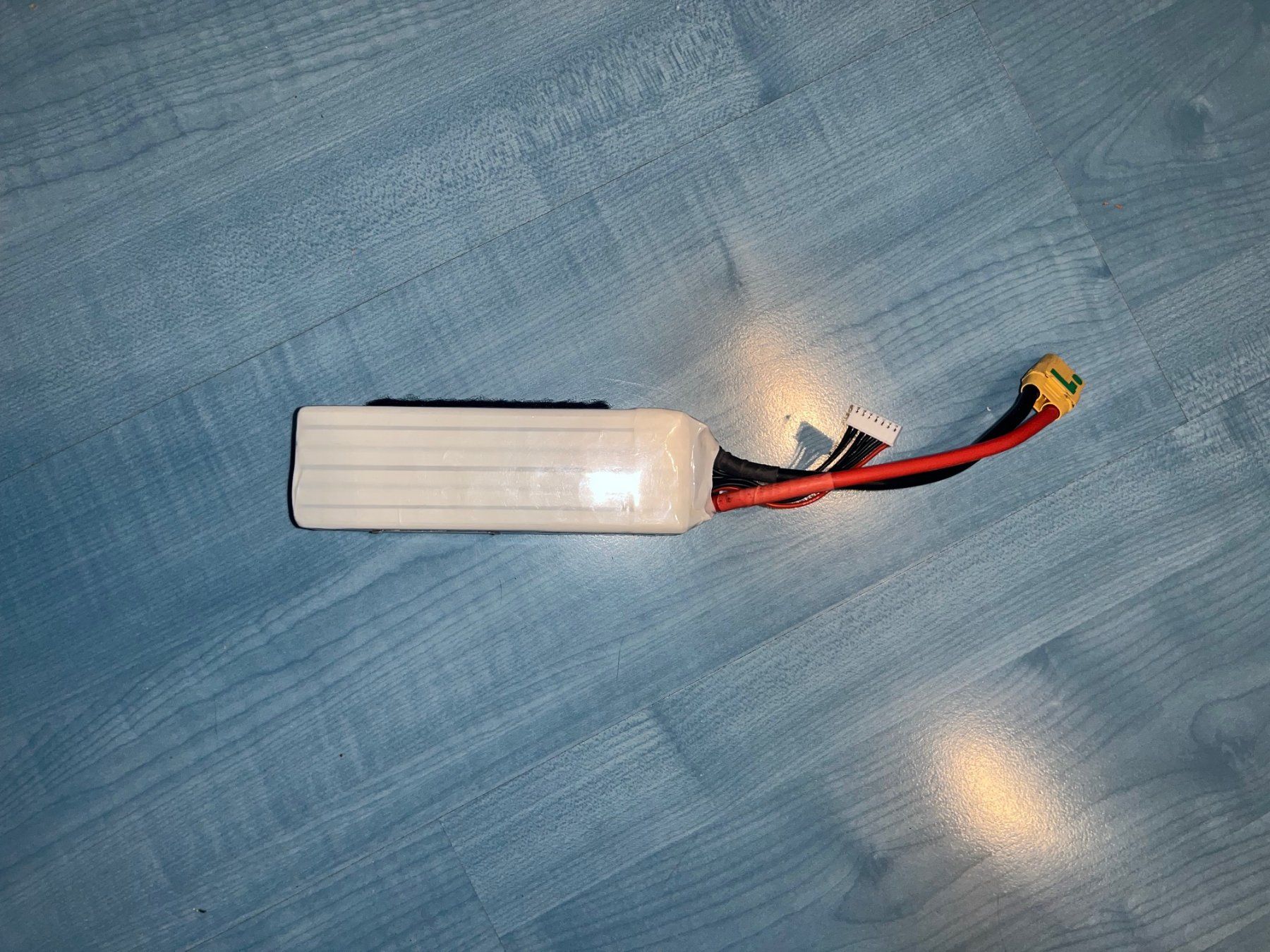 Akkus, Ladegeräte & Netzgeräte: Akku 6S 4000mAh – Gebraucht aus Belp von gruemple 3