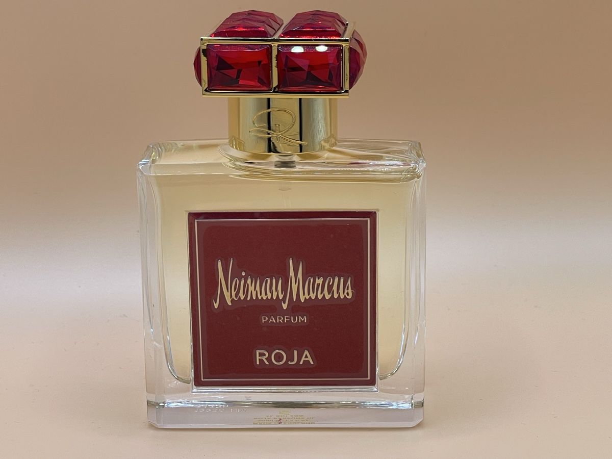 Roja Parfum & Eau de Toilette: Roja Parfums - Neiman Marcus – Gebraucht aus Waldenburg von LuxusTrends