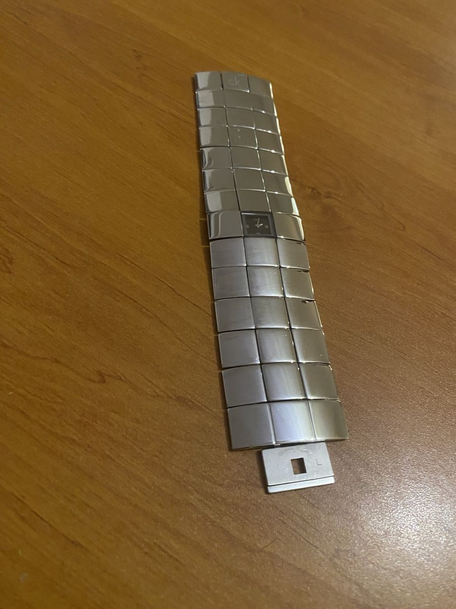 Calvin Klein Montres: Montre Calvin Klein Bracelet – D'occasion à Thônex par kar_kh5d 1