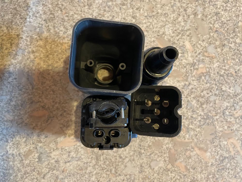 Stecker: Stecker & Kupplung J 15 5 polig – Gebraucht aus Huttwil von Bolpa 6