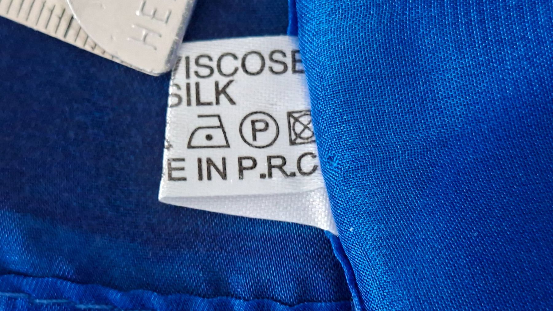 Foulard & Sciarpe: Schal mit Blumenmuster aus VISKOSE / SEIDE – Usato da Gattikon venduto da jeansgli 4