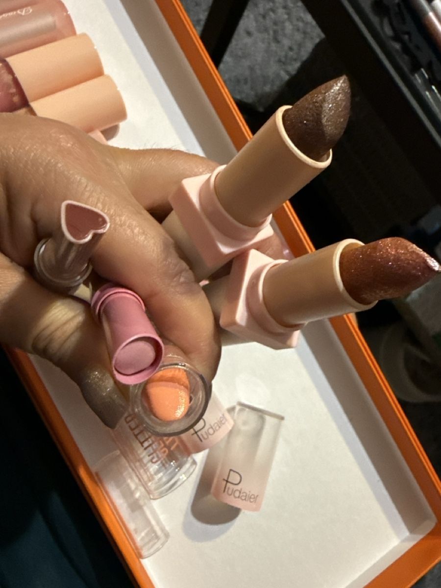 Make-up: Set maquillage lèvres 13p  – Usato da Lausanne venduto da Tounitz 1