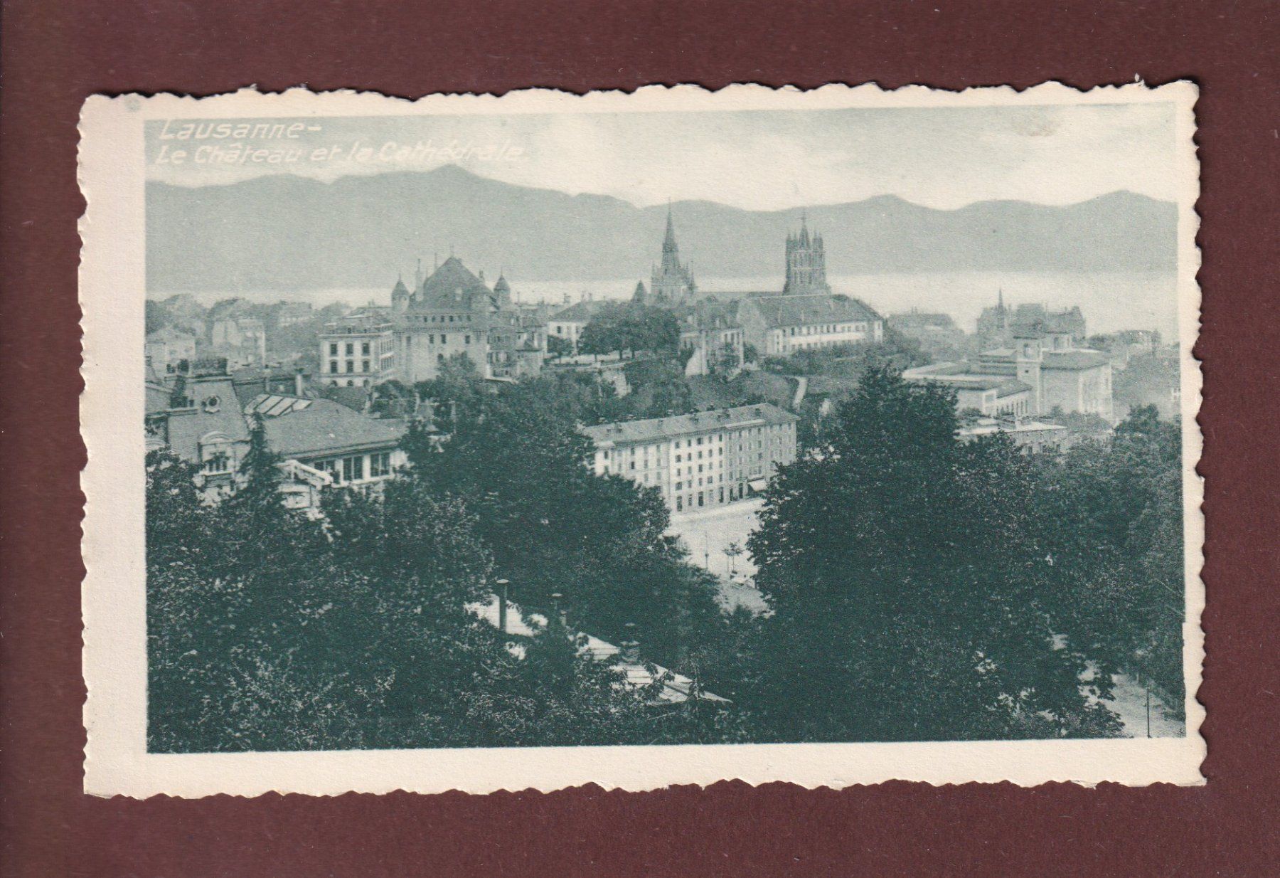 Ansichtskarten: LAUSANNE - Château et Cathédrale – Gebraucht aus Pully von nicecards