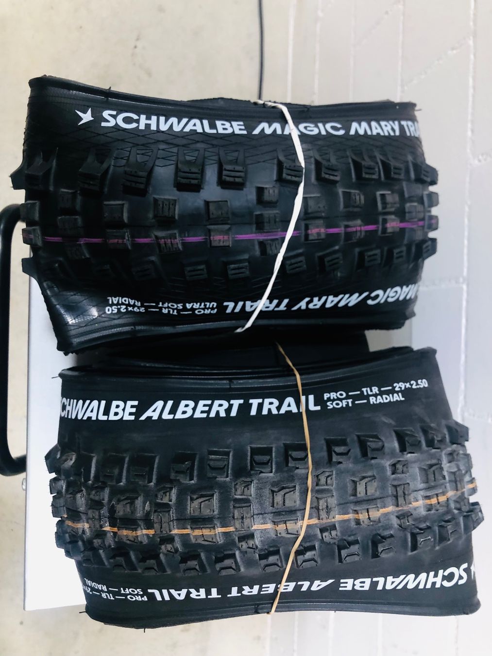 Pièces détachées: Schwalbe MTB 29x2,5 Radial – Neuf (Voir description) à Winterthur par janser02