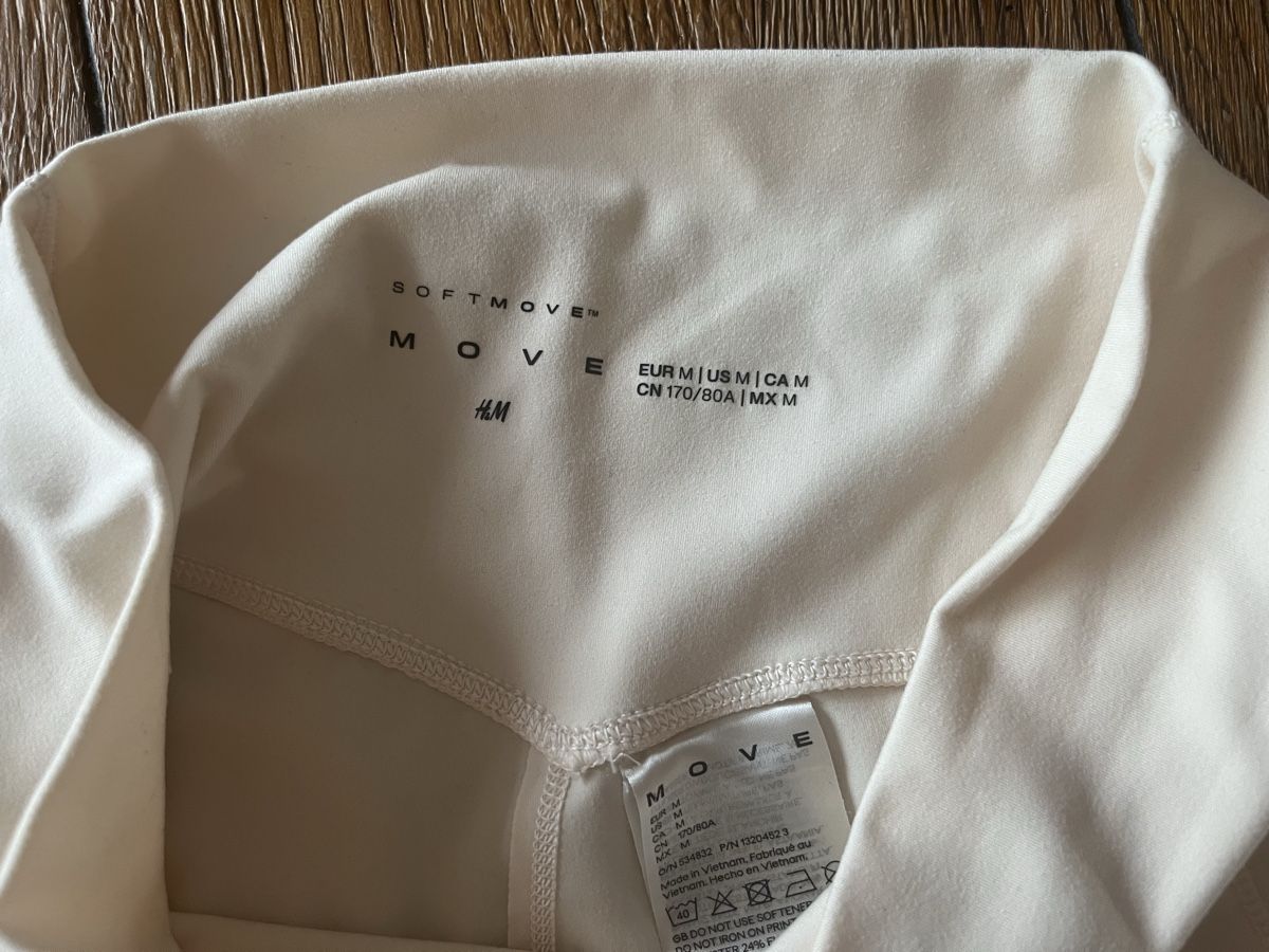 H&M Lots de vêtements: H&M Sportset hellgelb – D'occasion à Baar par vanessaa_ 3