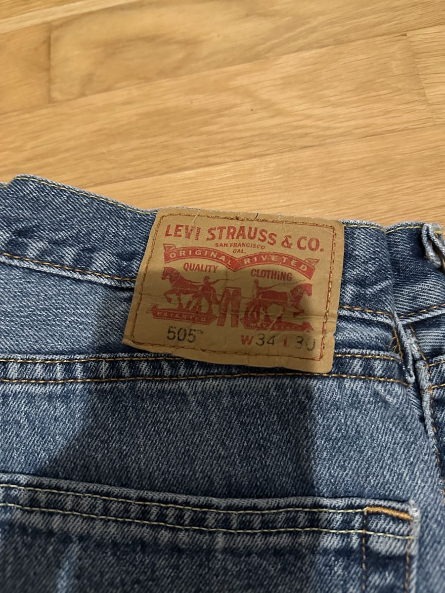 Levi's Jeans: Vintage Levis 505 34/30 – Usato da Oftringen venduto da koch4life 4