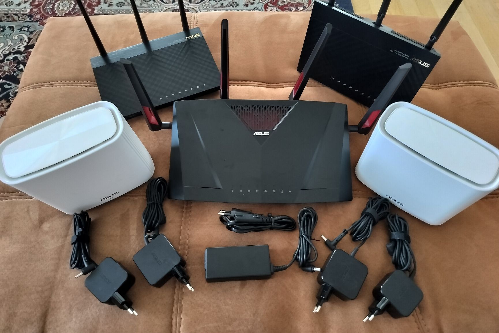 Asus Modems & Router: Asus AC Mesh-Netzwerk (5x Router/Node)  – Gebraucht aus Kaltbrunn von bagadeath