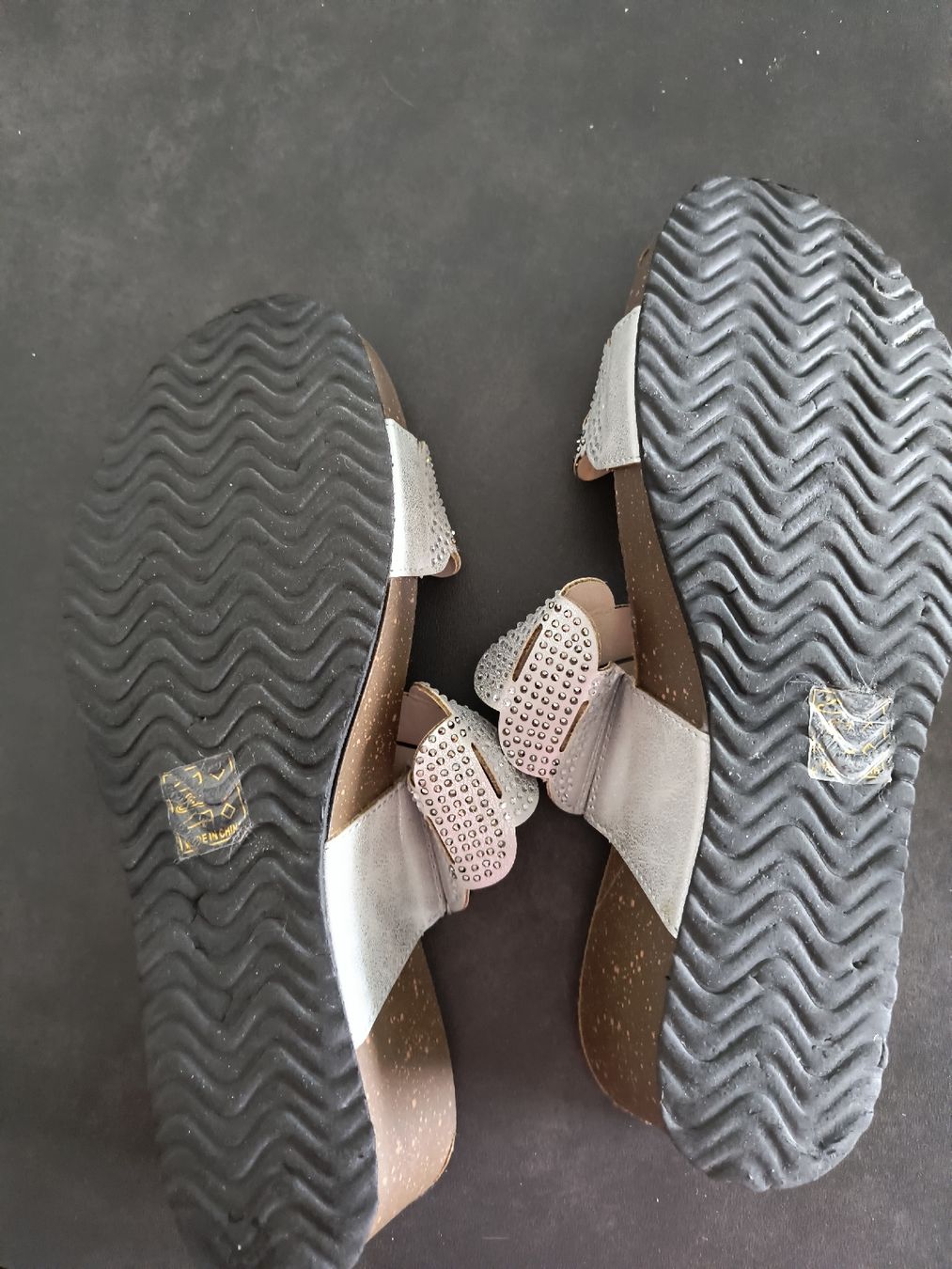Damenschuhe: Sommer Pantoletten mit Strass, Silber, Grösse 40 – Gebraucht aus Würenlingen von Striga 1