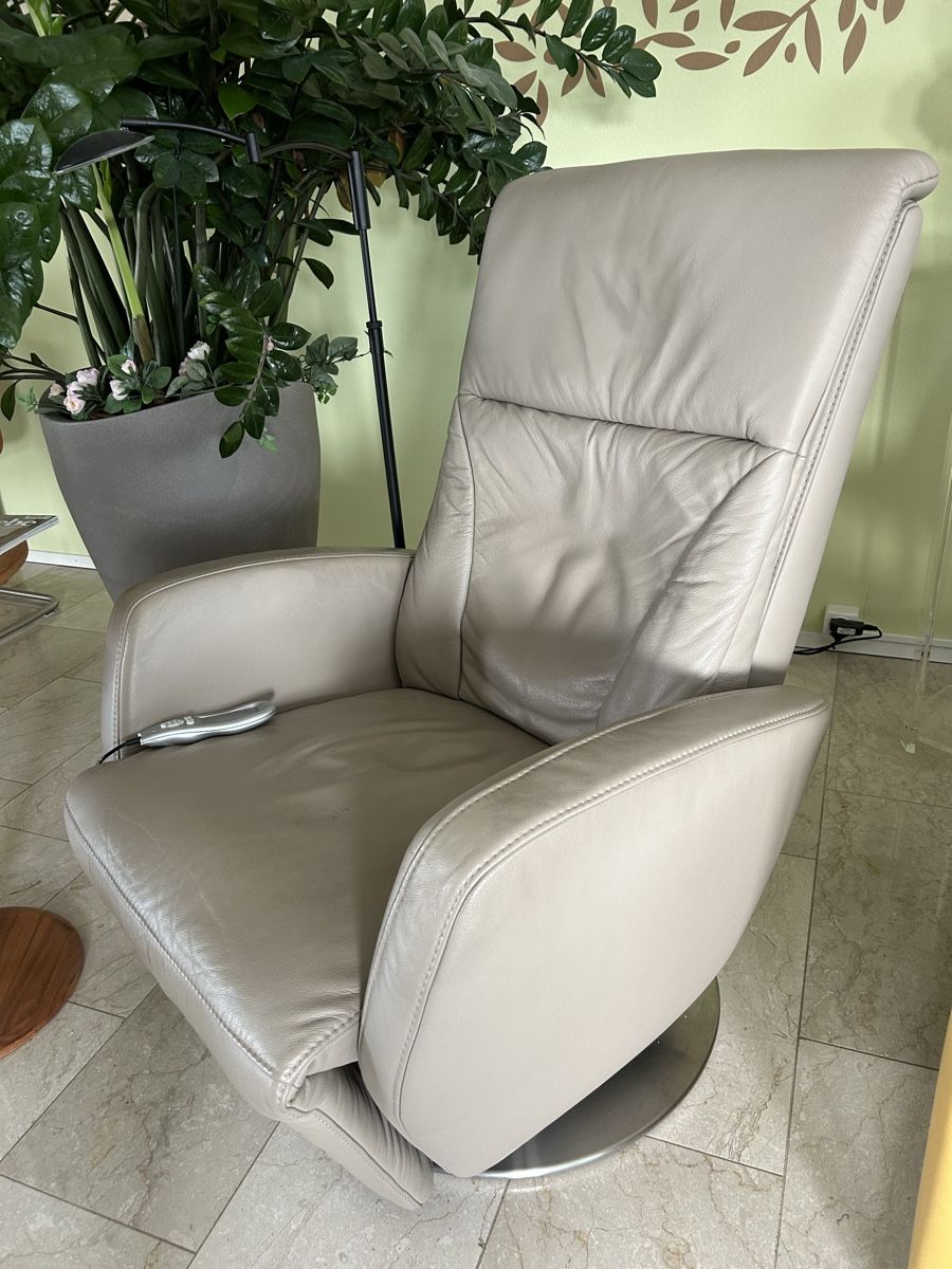 Poltrone: Massagesessel aus Leder – Usato da Pfeffingen venduto da Schanti0