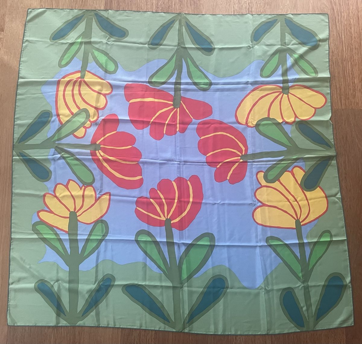 Foulard & Sciarpe: Seidenfoulard – Usato da Hünenberg See venduto da DND5