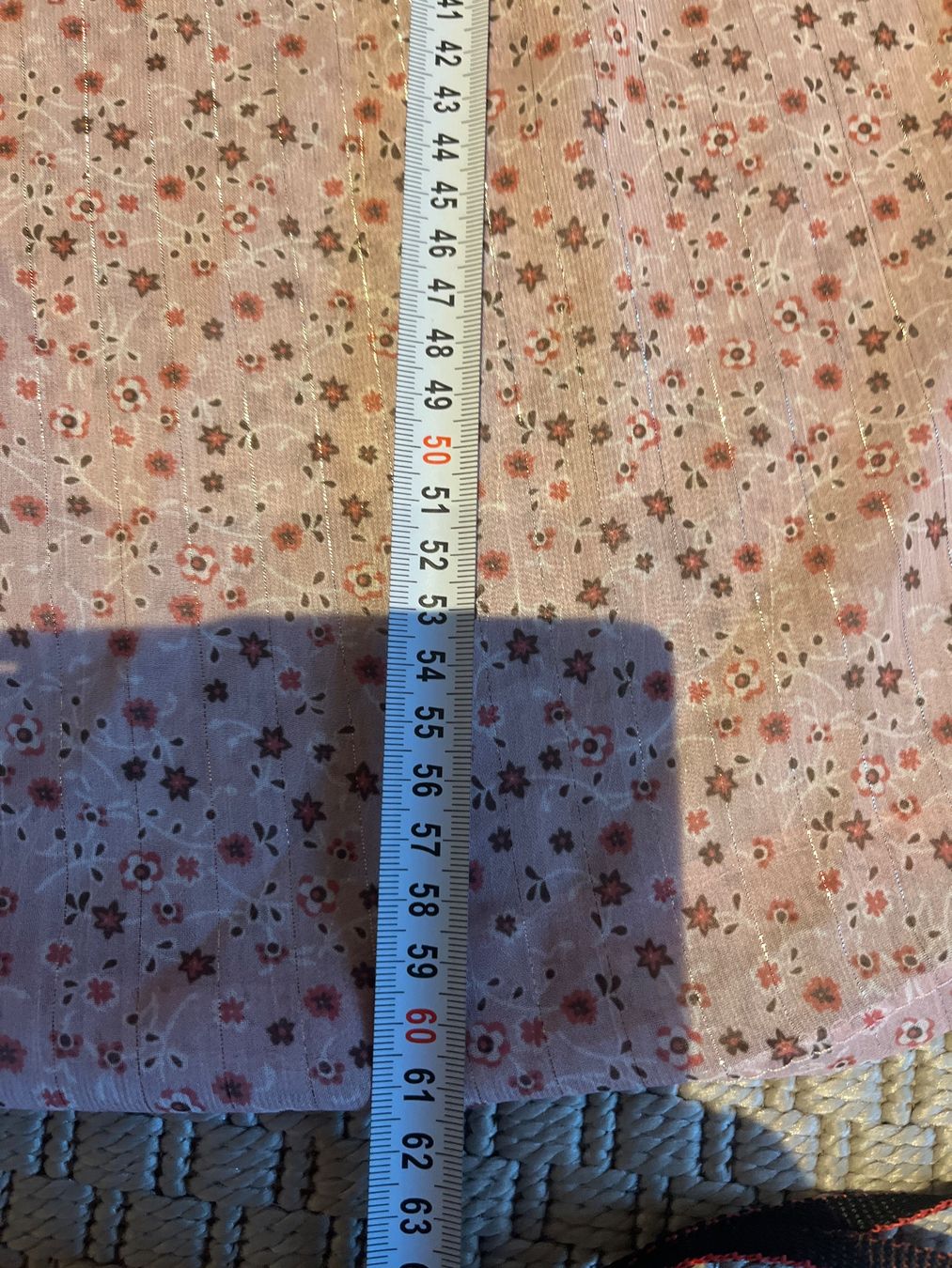 Camicette: Bluse mit Blumenmuster, Silberstreifen, 38 – Usato da Solothurn venduto da Bobesch08 8