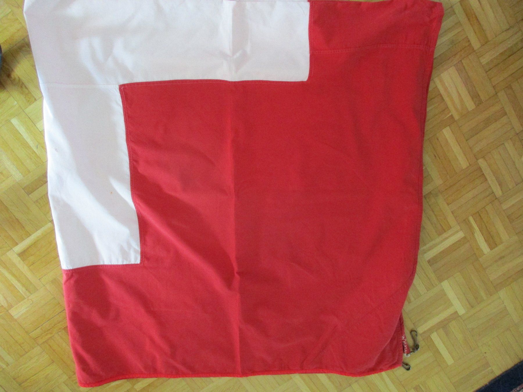 Bandiere: SCHWEIZER FAHNE  200 x 200 cm – Usato da Wil SG venduto da garou40 2