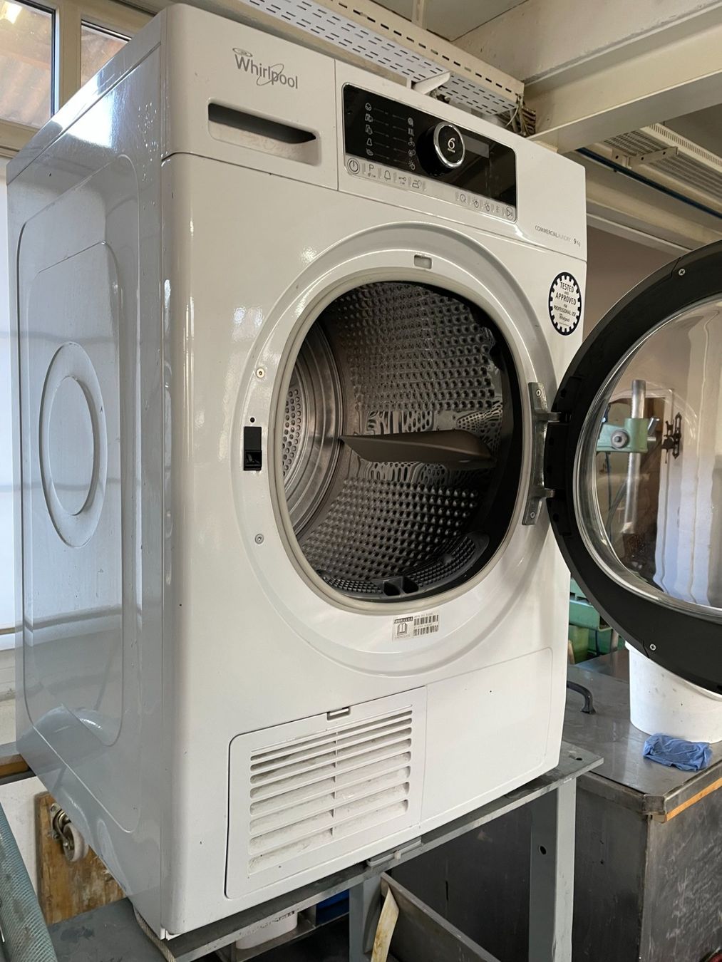 Whirlpool Asciugatrici: Tumbler Whirlpool 9 Kilo – Usato da Würenlos venduto da niweg 1