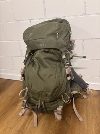 Wolfskin Highland Trail 36 in der Farbe Woodland Green