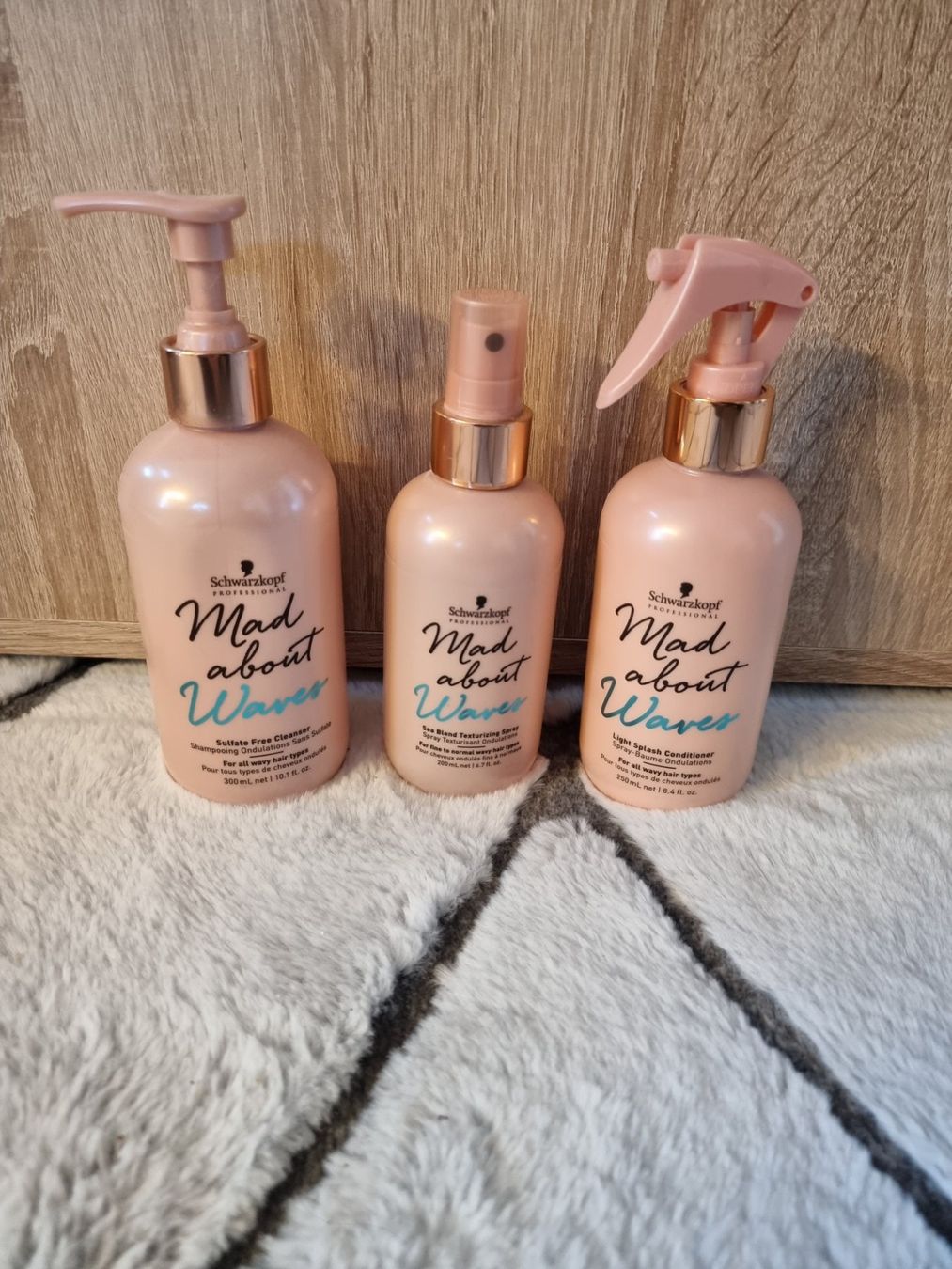 Tinte: MAD ABOUT WAVES SET – Nuovo (secondo la descrizione) da Schübelbach venduto da chinchilla84