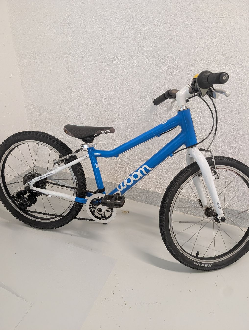 Woom Velos: Woom 4 Kinderfahrrad – Gebraucht aus Dörflingen von Benito88 1