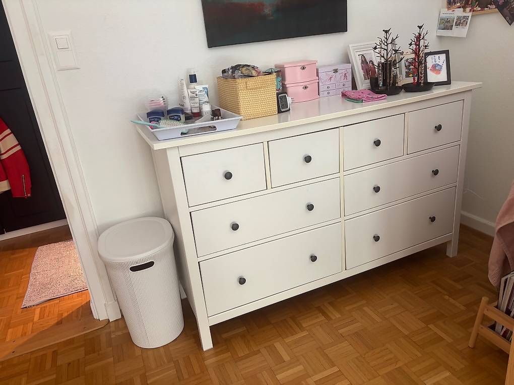 Cassettiere: IKEA HEMNES Cheat of Draws – Usato da Genève venduto da dcl_7j5w 2