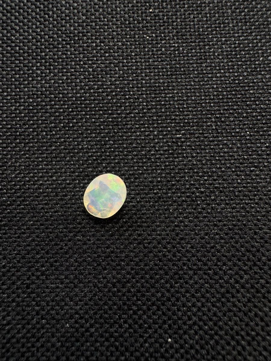 Edelsteine: Äthiopischer Opal 0.95ct – Neu und originalverpackt aus Wängi von Horus90 1