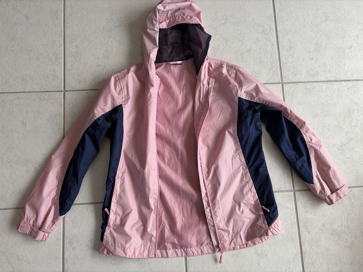 Ensembles: Regenkleider Gr 146/152 – D'occasion à Lostorf par Venice16 2