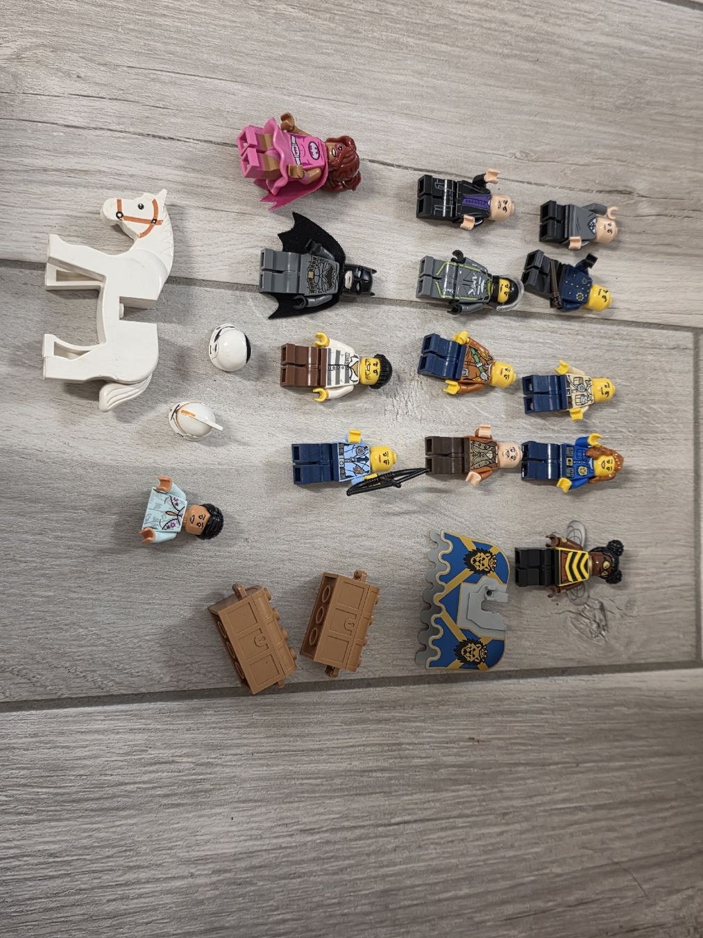 Lego Statuette: Lego Minifiguren Lot – Usato da Dorf venduto da Echo_Elements 1