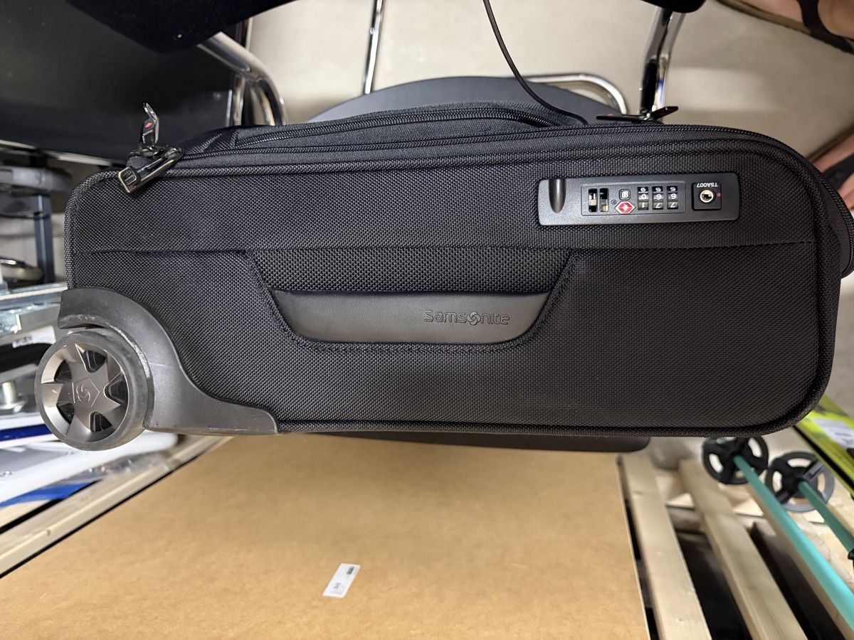 Samsonite Valigie: Handgepäck-Koffer Samsonite schwarz – Usato da Windisch venduto da Mihkoc 1