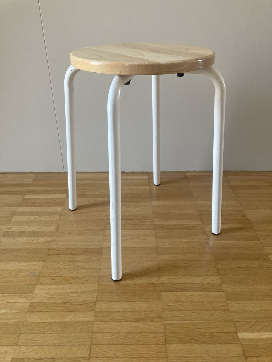 Ikea Hocker: Ikea Hocker Metall/Holz – Gebraucht aus Zwingen von Kult2000