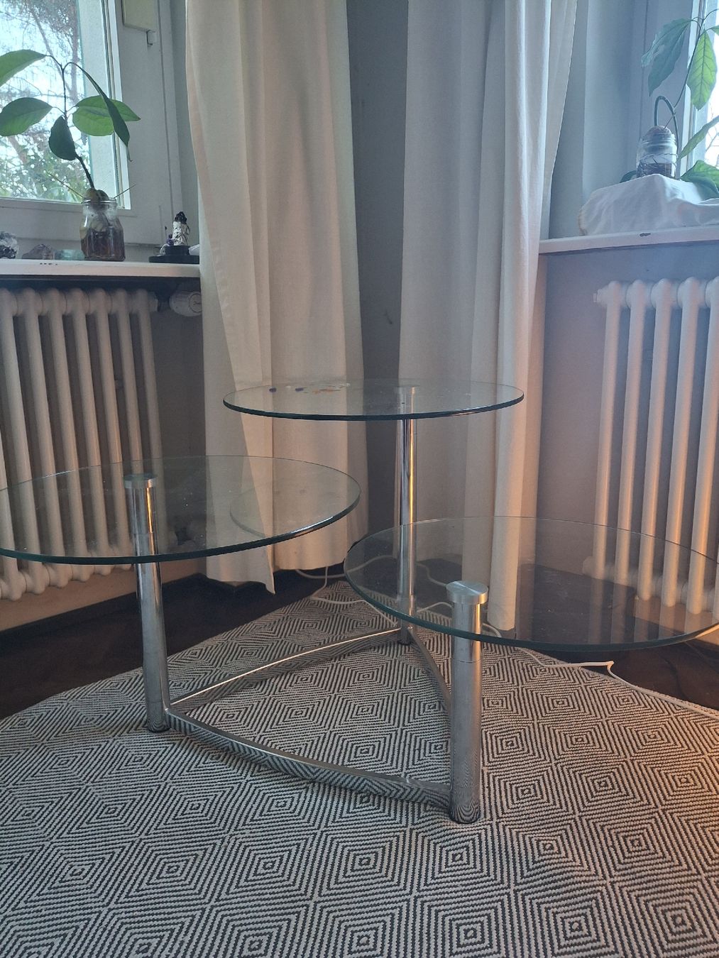 Tavoli: Space Age Style Glas Couchtisch – Usato da Zürich venduto da drebsamen 1