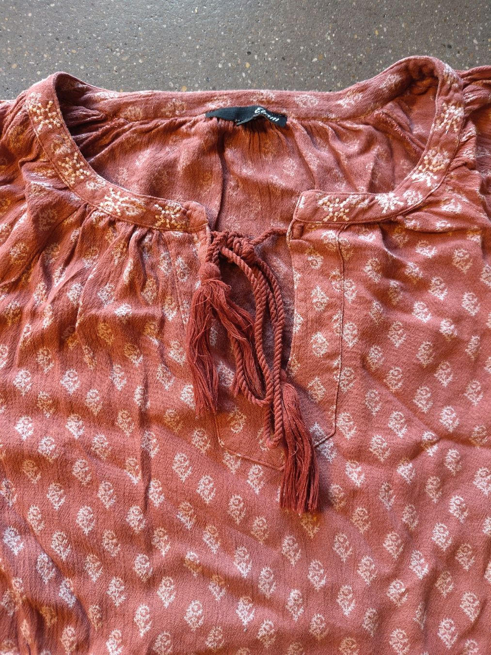 Etam T-shirt: ETAM T-shirt – Usato da Zürich venduto da aurelie.99 1