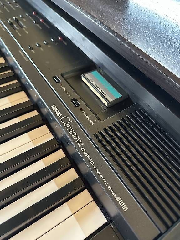 Strumenti musicali: Yamaha Clavinova CVP-10 – Usato da Oeschseite venduto da 2005bendicht 3