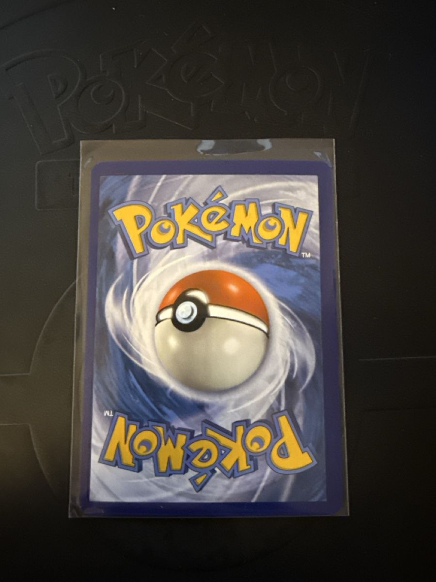 Pokémon Carte collezionabili: Pokémon / Pidgeot V 137/196 Lost Origin – Usato da Zell LU venduto da Flavio-123 1