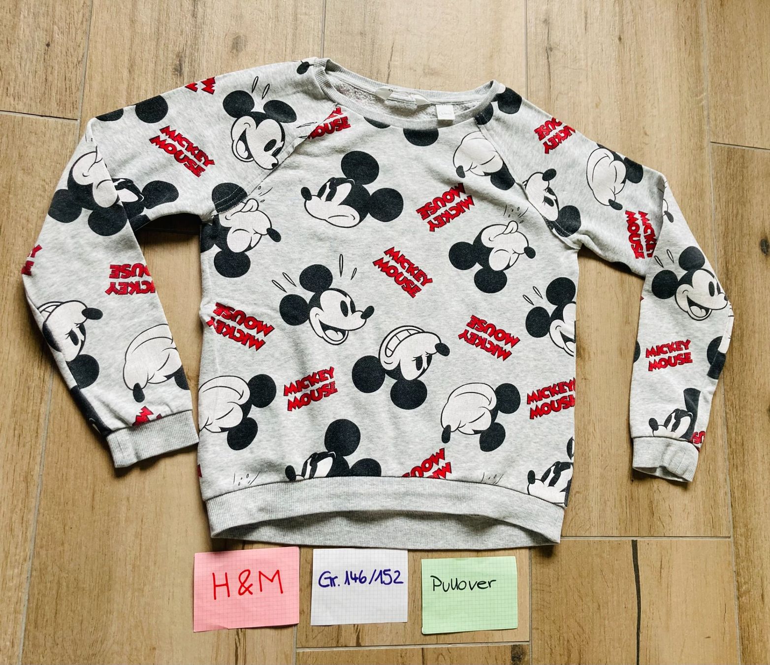 H&M Maglioni & Felpe: H&M Mickey Mouse Pullover, Gr. 146/152 – Usato da Zuzwil SG venduto da Zaubertipps