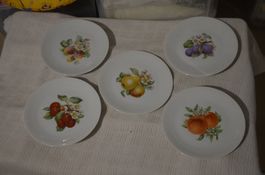 5 DESSERT TELLER